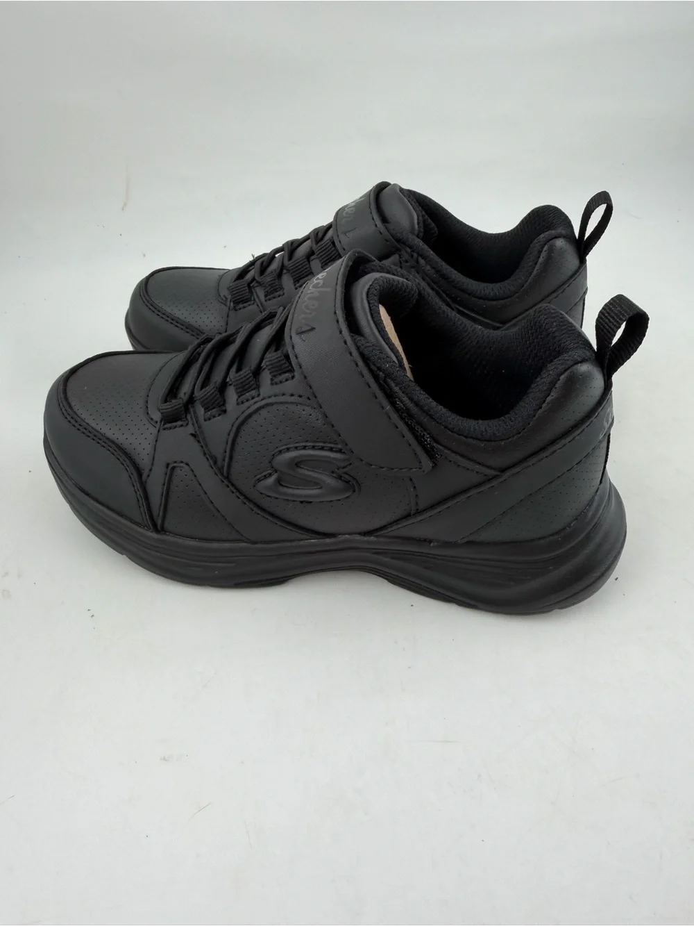 Skechers Kids' Black Athletic Sneakers -SZ 11.5- - Easy Hook & Loop Closure